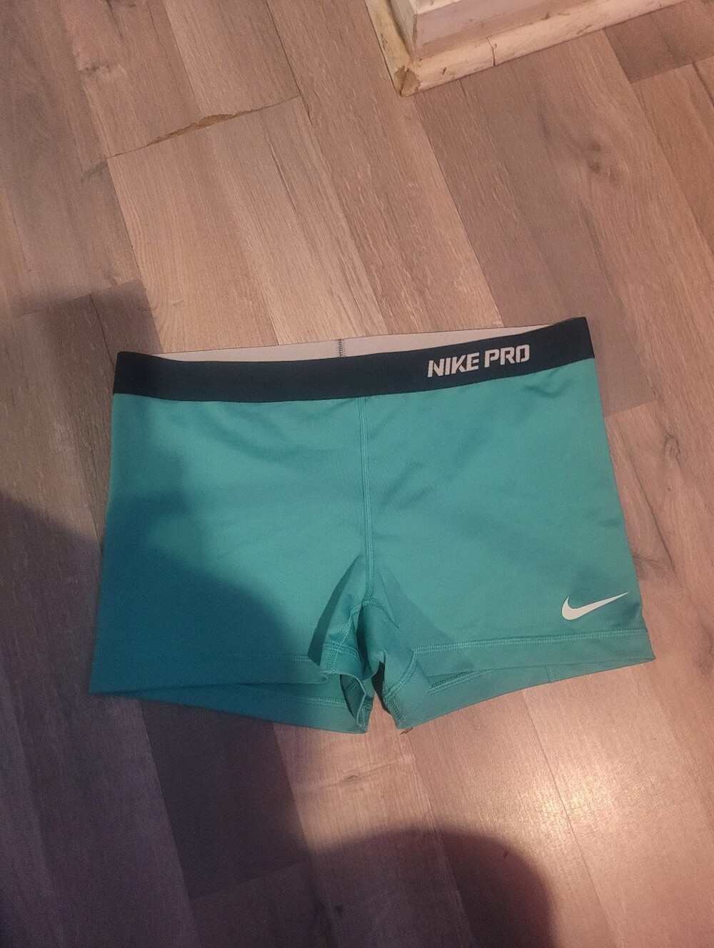 Nike Pro Teal Bike Shorts with Black Waistband Size XL